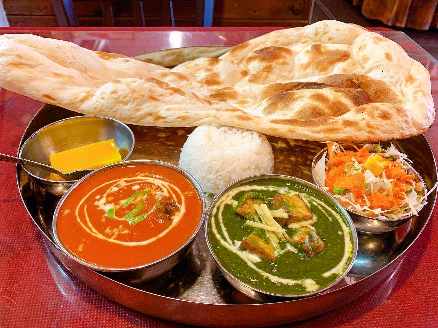 子どもからお年寄りまで楽しめるカレーショップ。